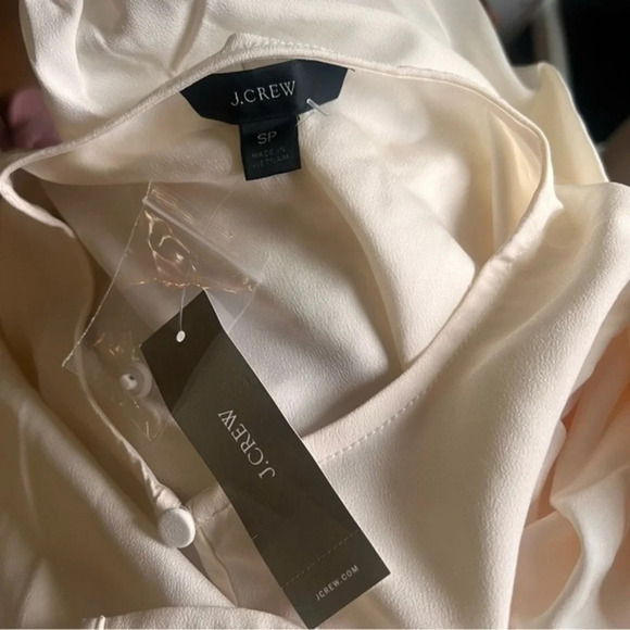 J.Crew Women’s Puff Sleeve Ivory Satin Crepe Blouse Small Petite Office Workwear - Picture 7 of 10